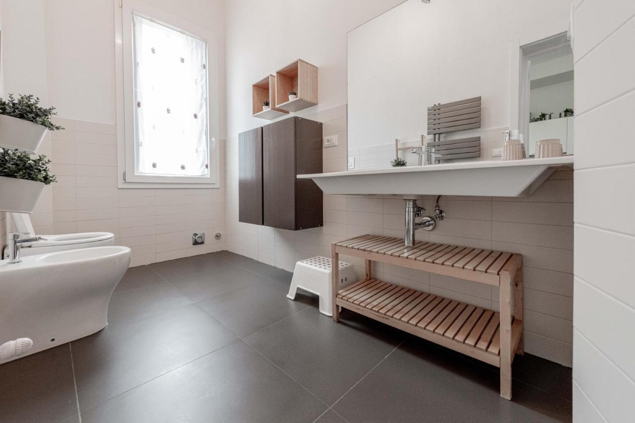 Realkasa De Crescenzi Family Apartment Bologna Kültér fotó